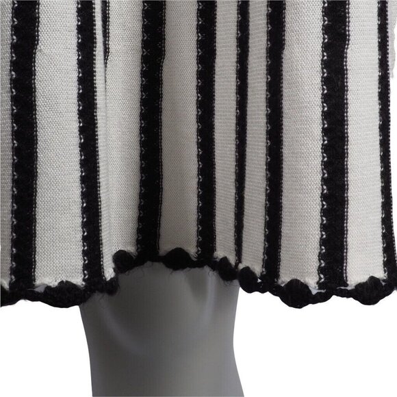 Calvin Klein Dress Size M 8-10 Black White Knit Stripe A line EUC - Picture 6 of 12